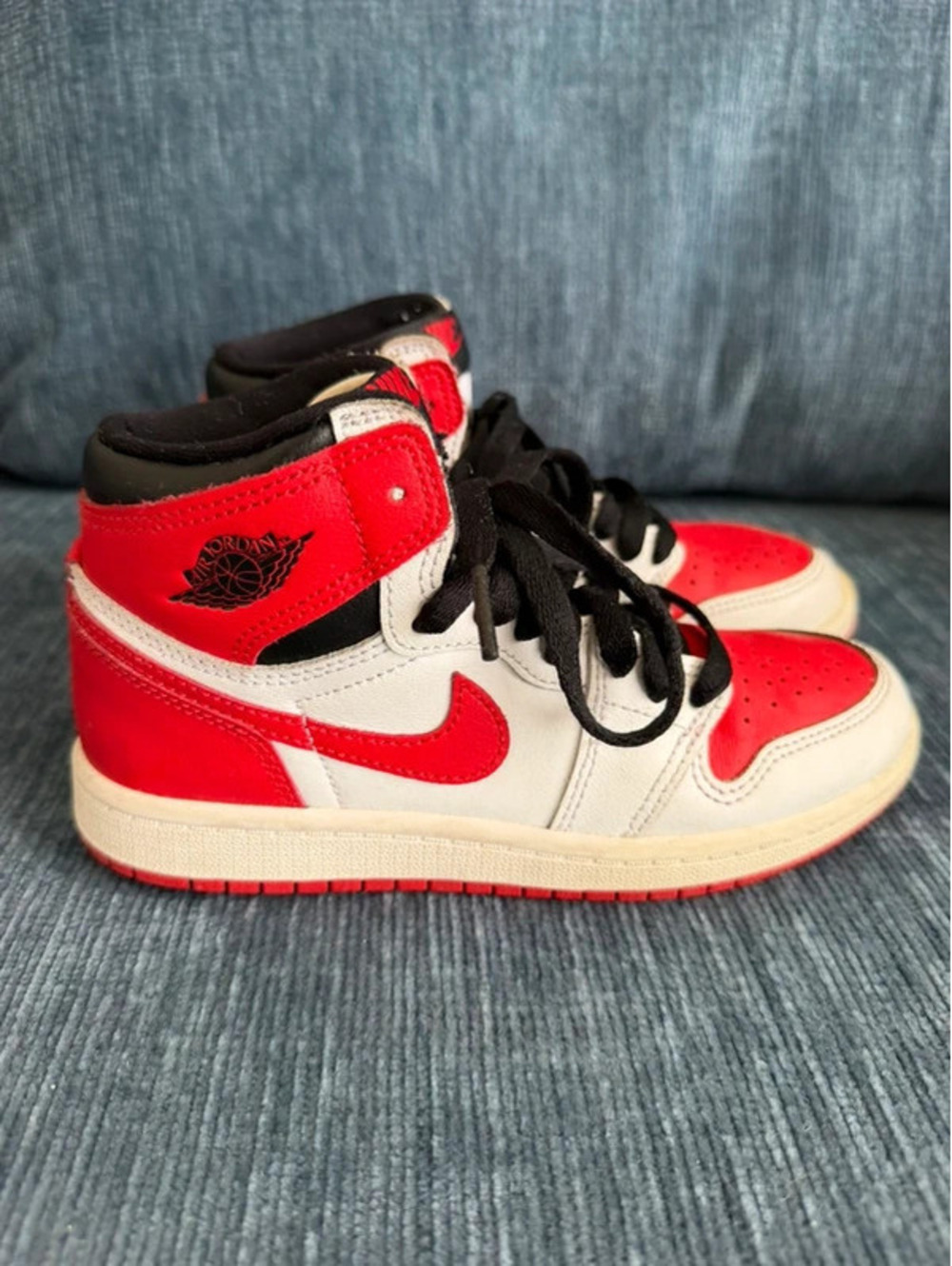 Nike Air Jordan 1 Retro High OG PS 'Heritage' youth sneakers size Y1